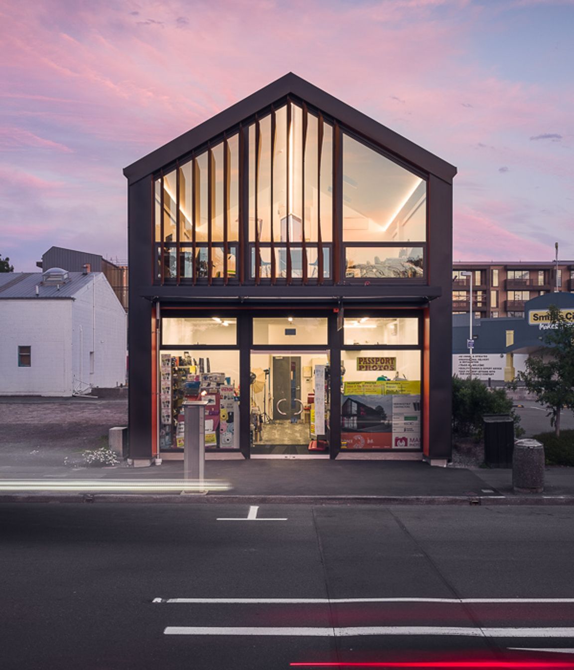 564 Colombo Street - Mak's Cameras Building &amp; Solarchitect upstairs