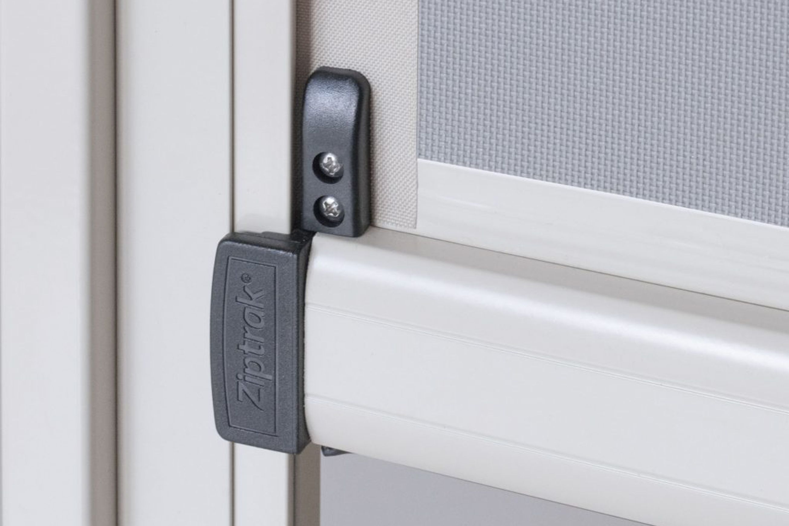Ziptrak Screen