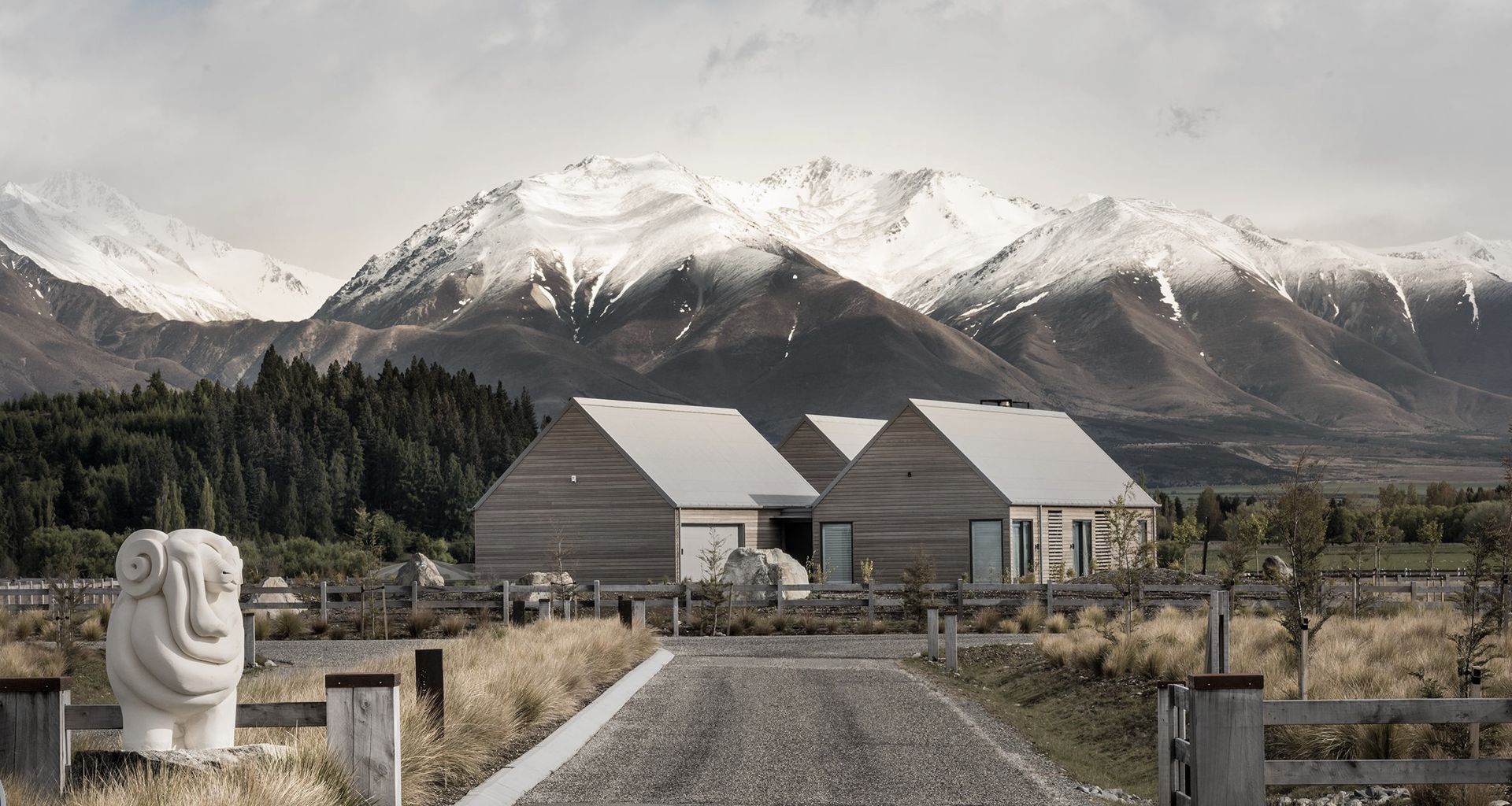 Architecturally designed 3 bedroom home with breathtaking views of the Southern Alps and surrounding areas. 