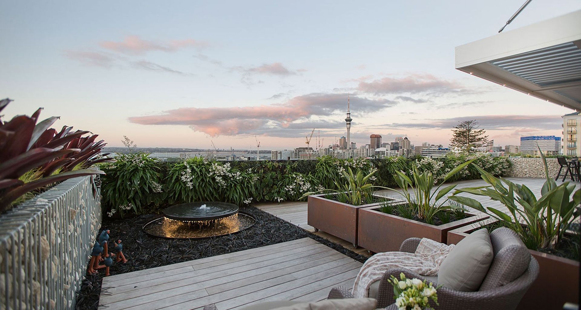 Freemans Bay Apartment & Green Wall banner