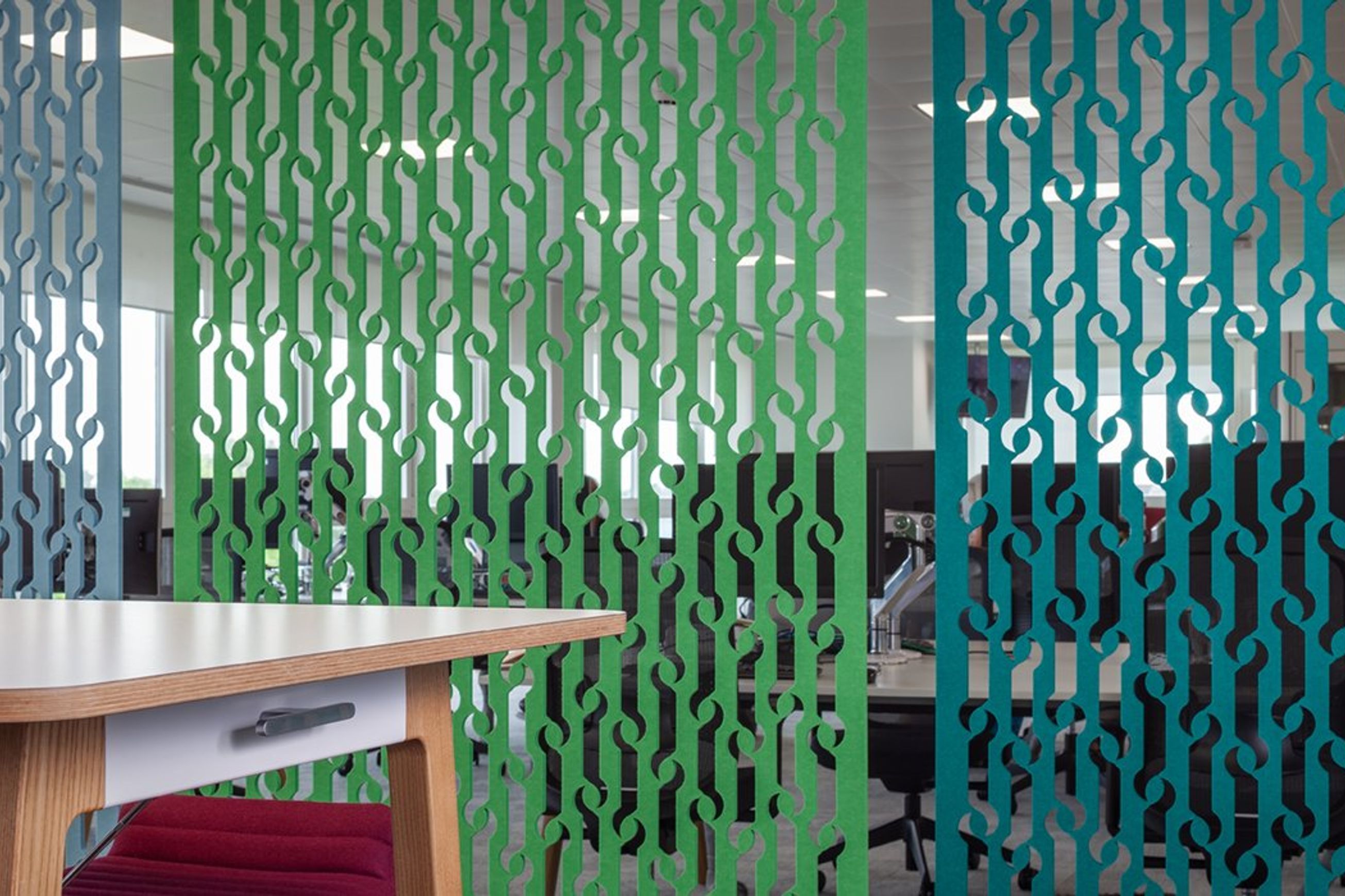 Cascade Hanging Screens and Acoustic Partitions