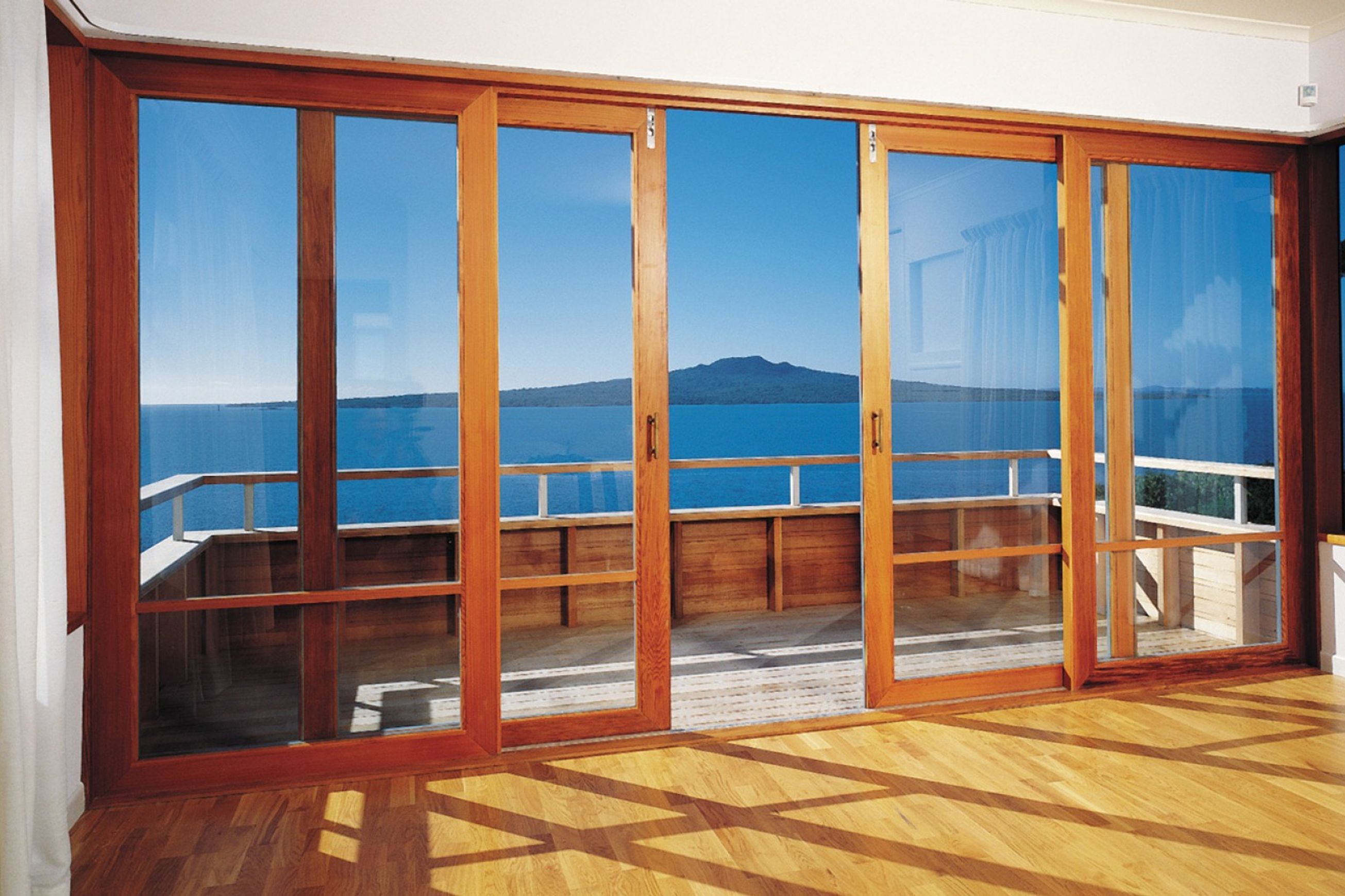 ALTI™ Composite Joinery System