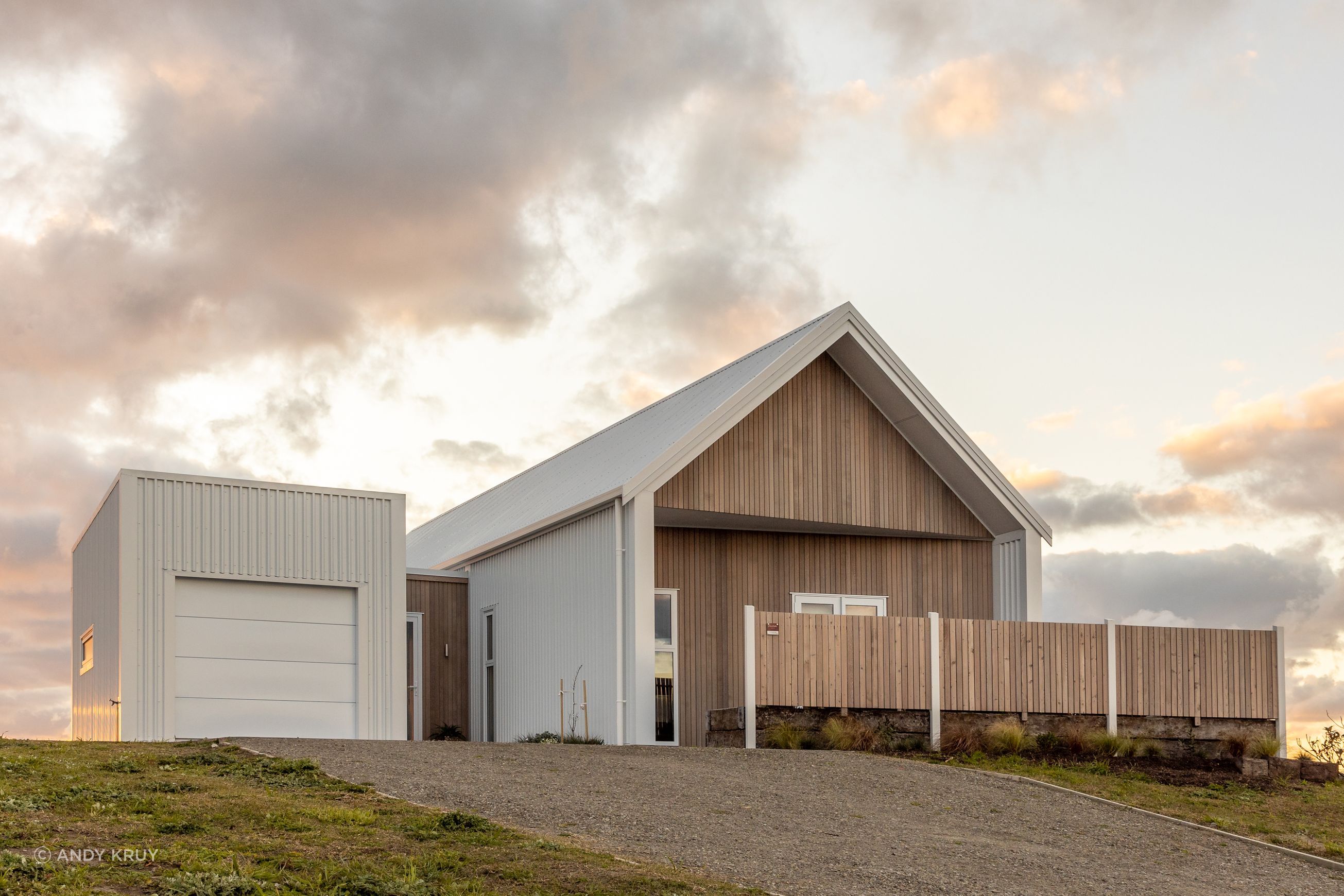 MagnaFlow™ Steel Roofing & Cladding Protective Coating