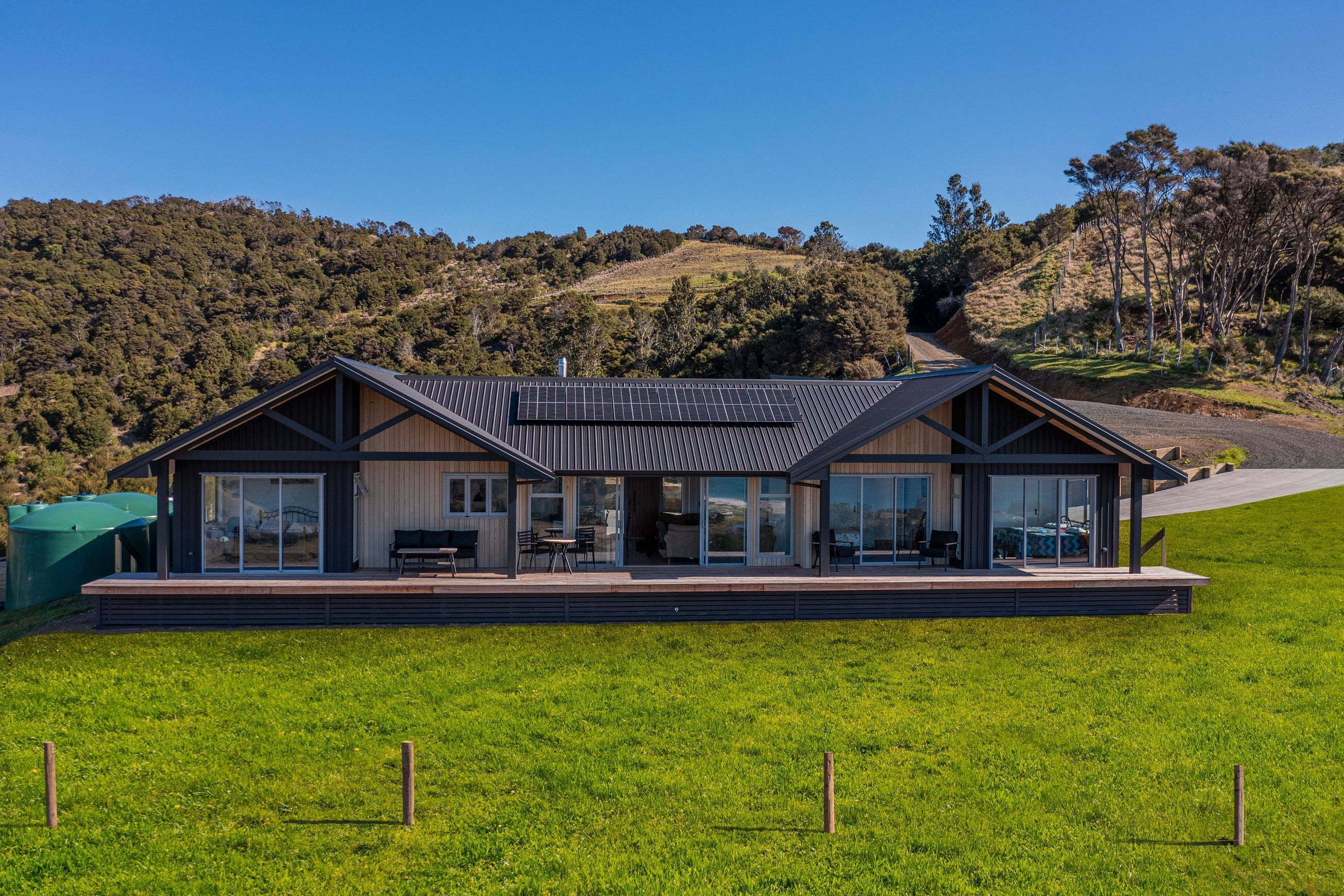 Six Rib Roofing | Cladding