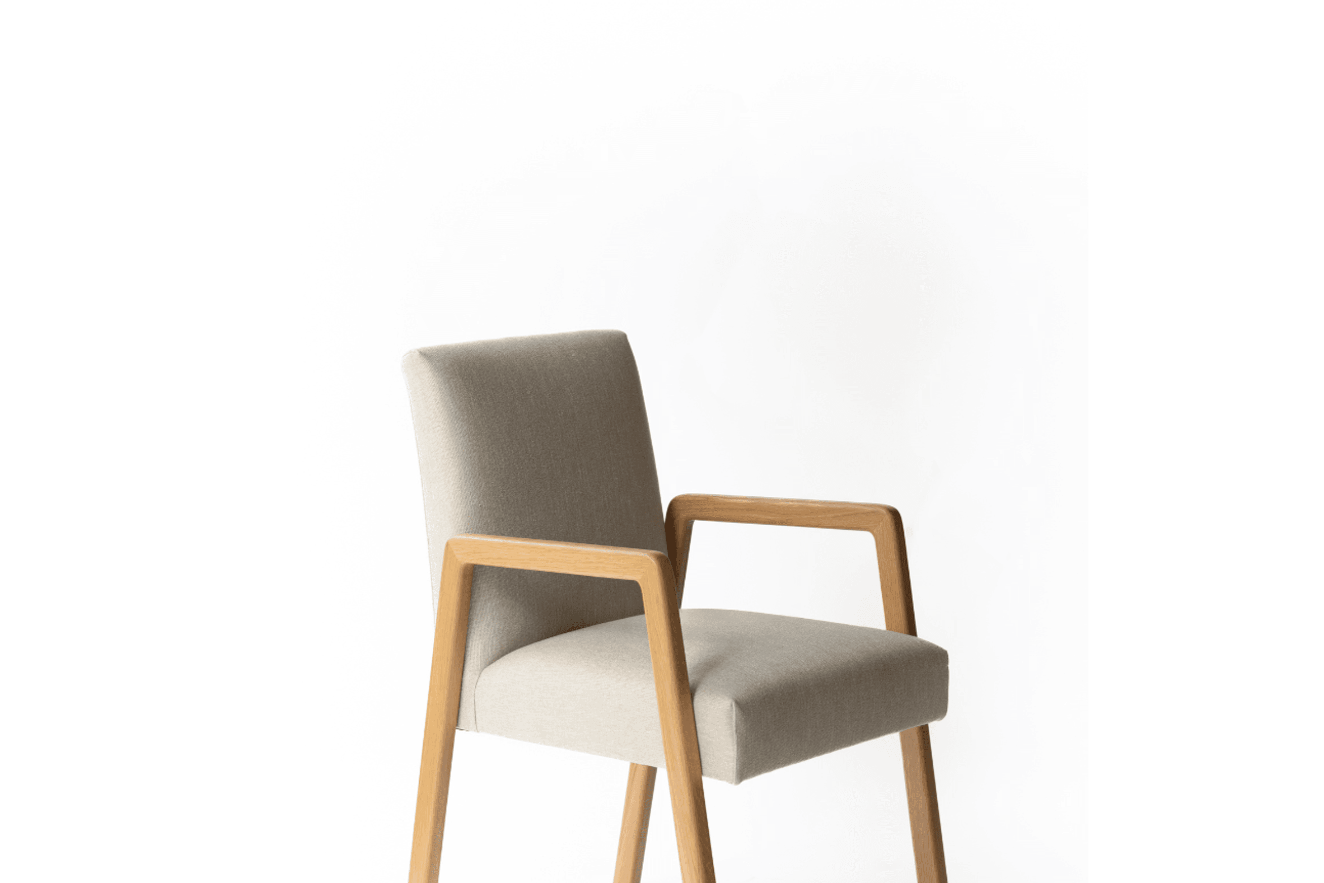 Leo Arm Chair