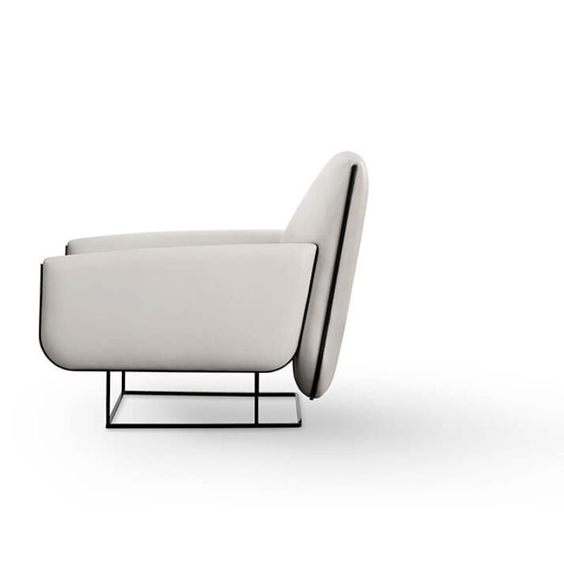 EJ115 Ovo Chair by Erik Jørgensen