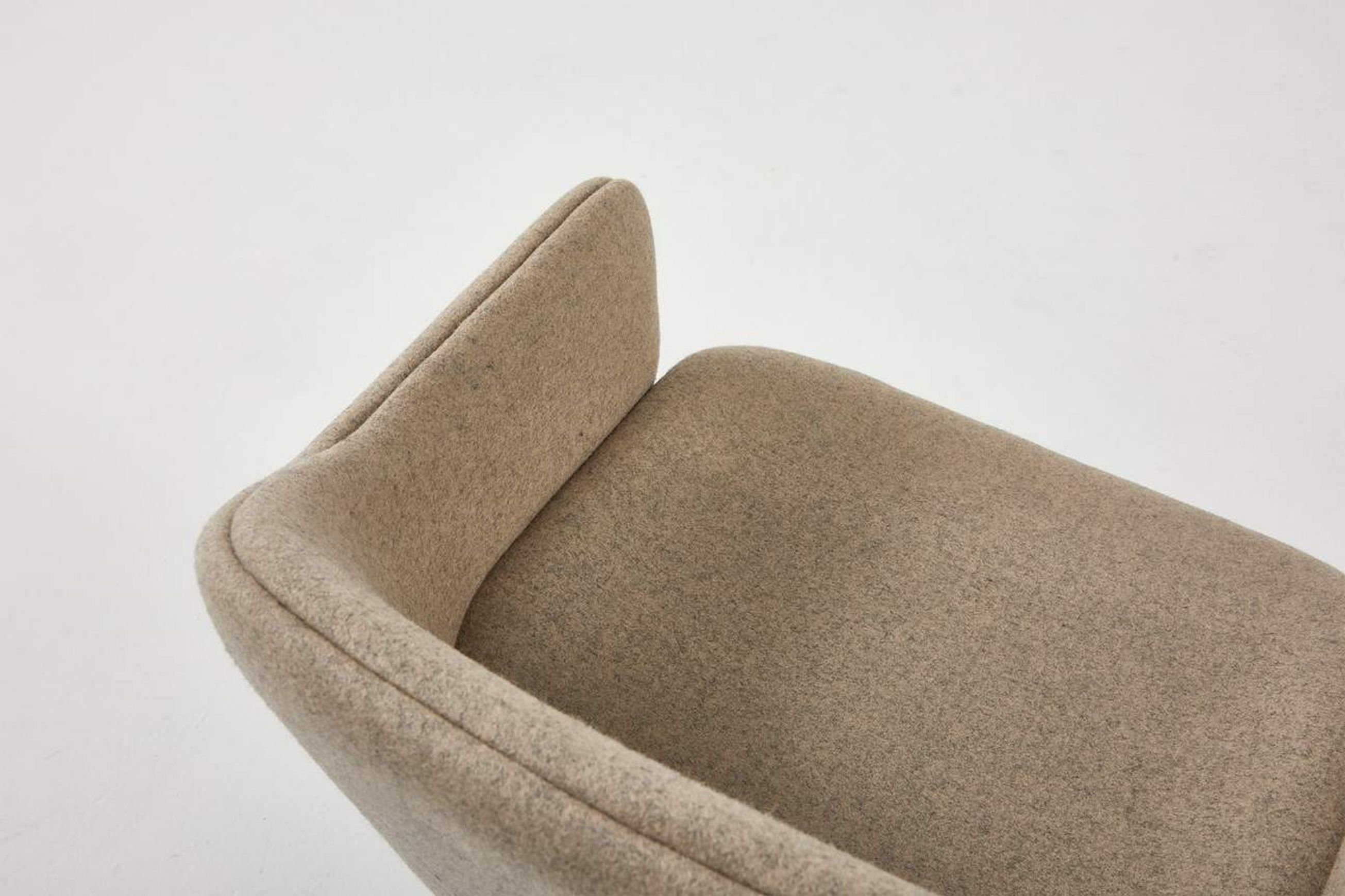 Ballet Armchair by Goldsworthy Studio
