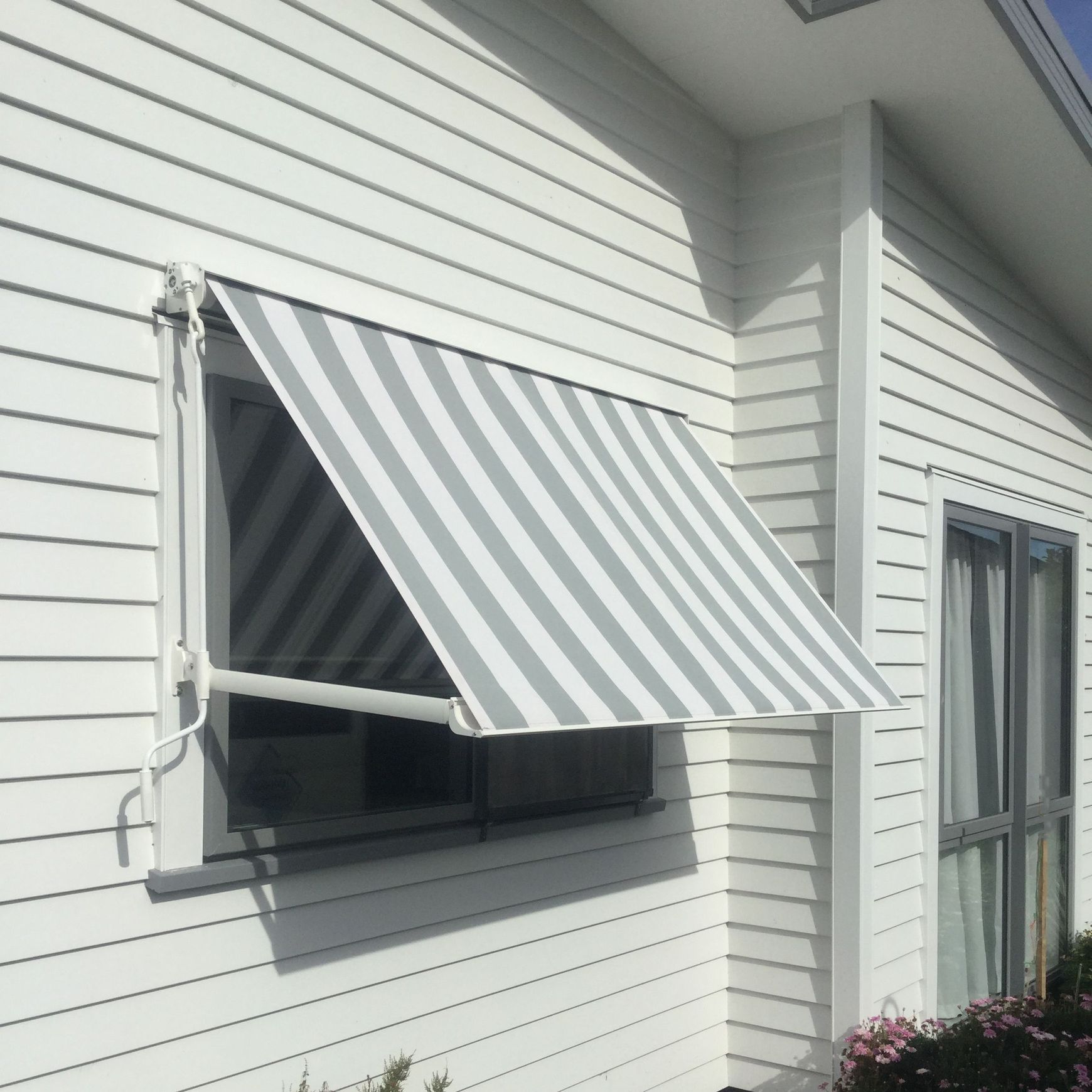 Italia Box Awning