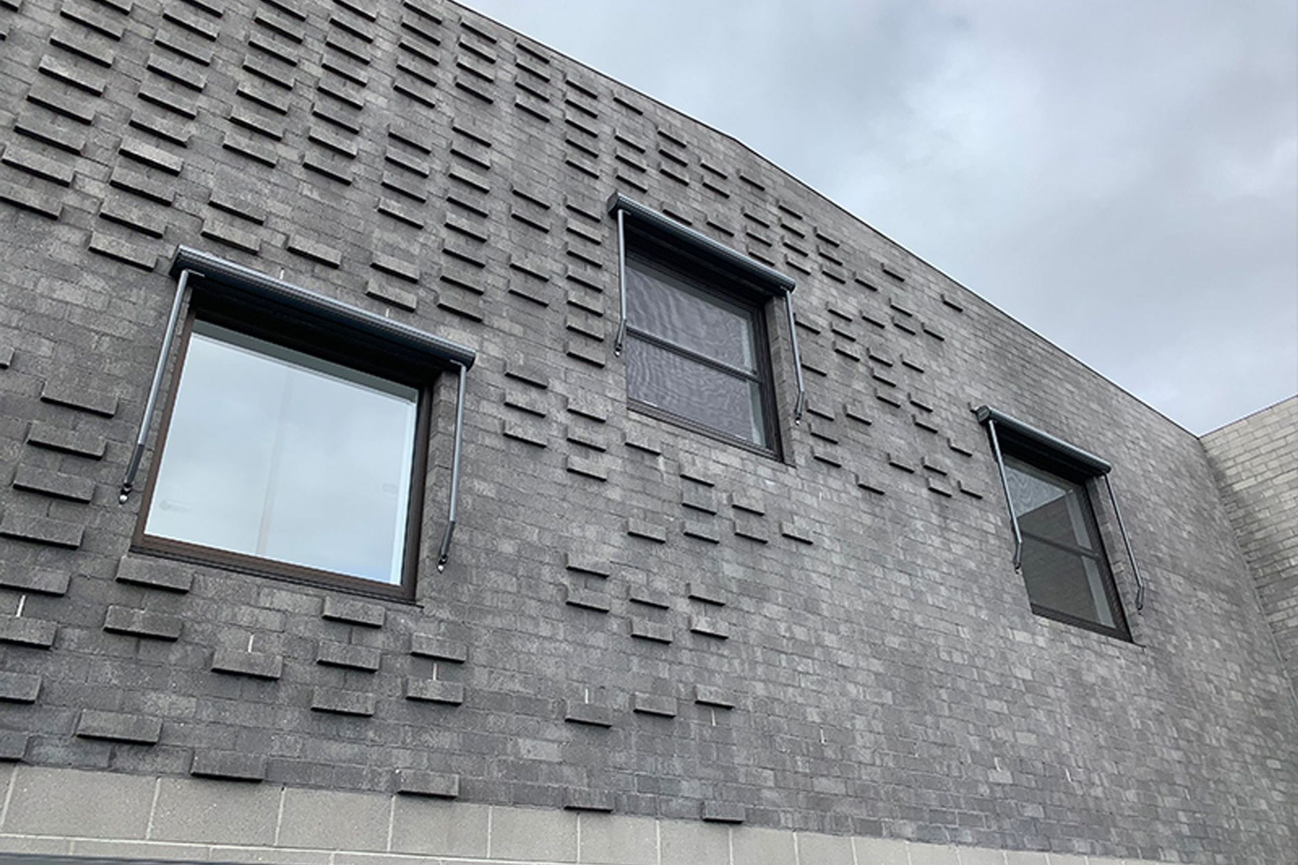 Drop Arm Awnings | Warema