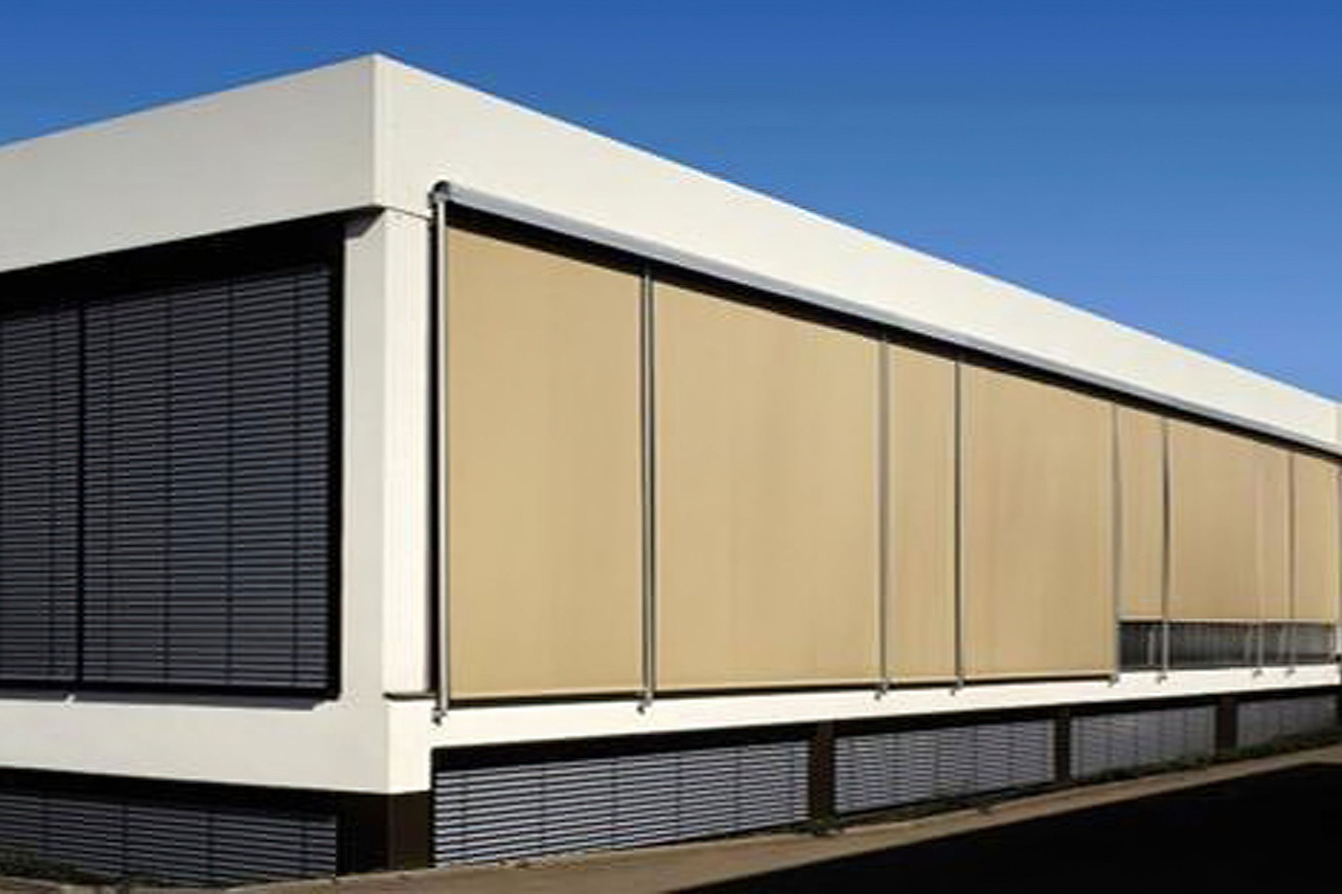 Vertical Awnings | Warema