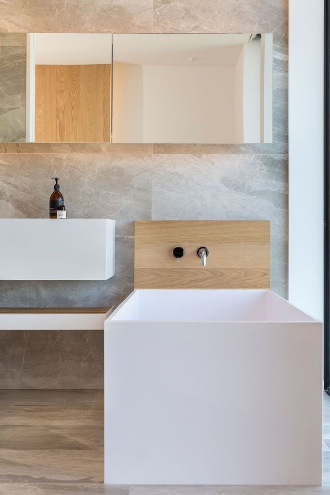 Alison ST23 Toka Lite Back-to-Wall Stone Bath 1700mm