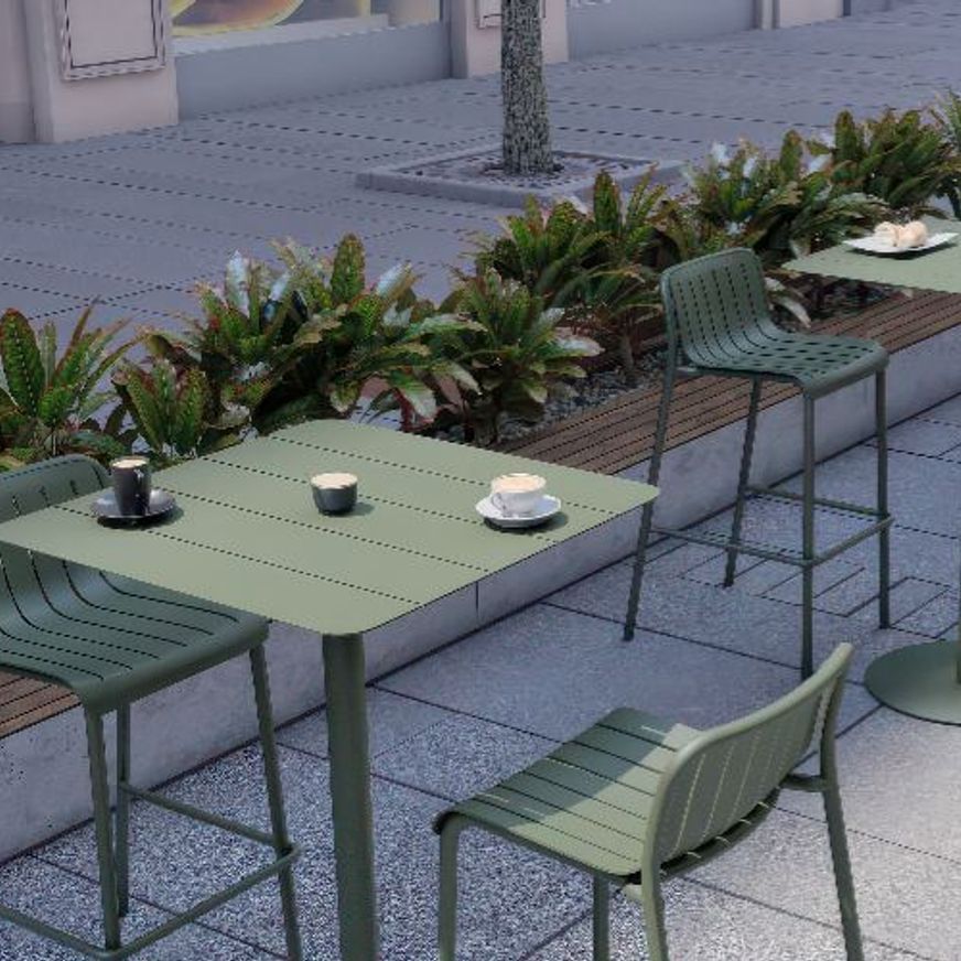 Roku Outdoor High Bar Table