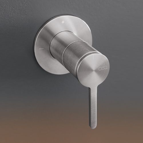 INNOVO Wall Mounted 2/3 Way Diverter by CEA