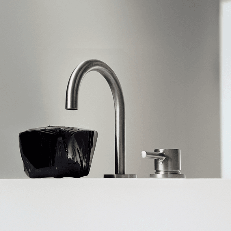 Pan S 2th Goose Neck Basin Mixer