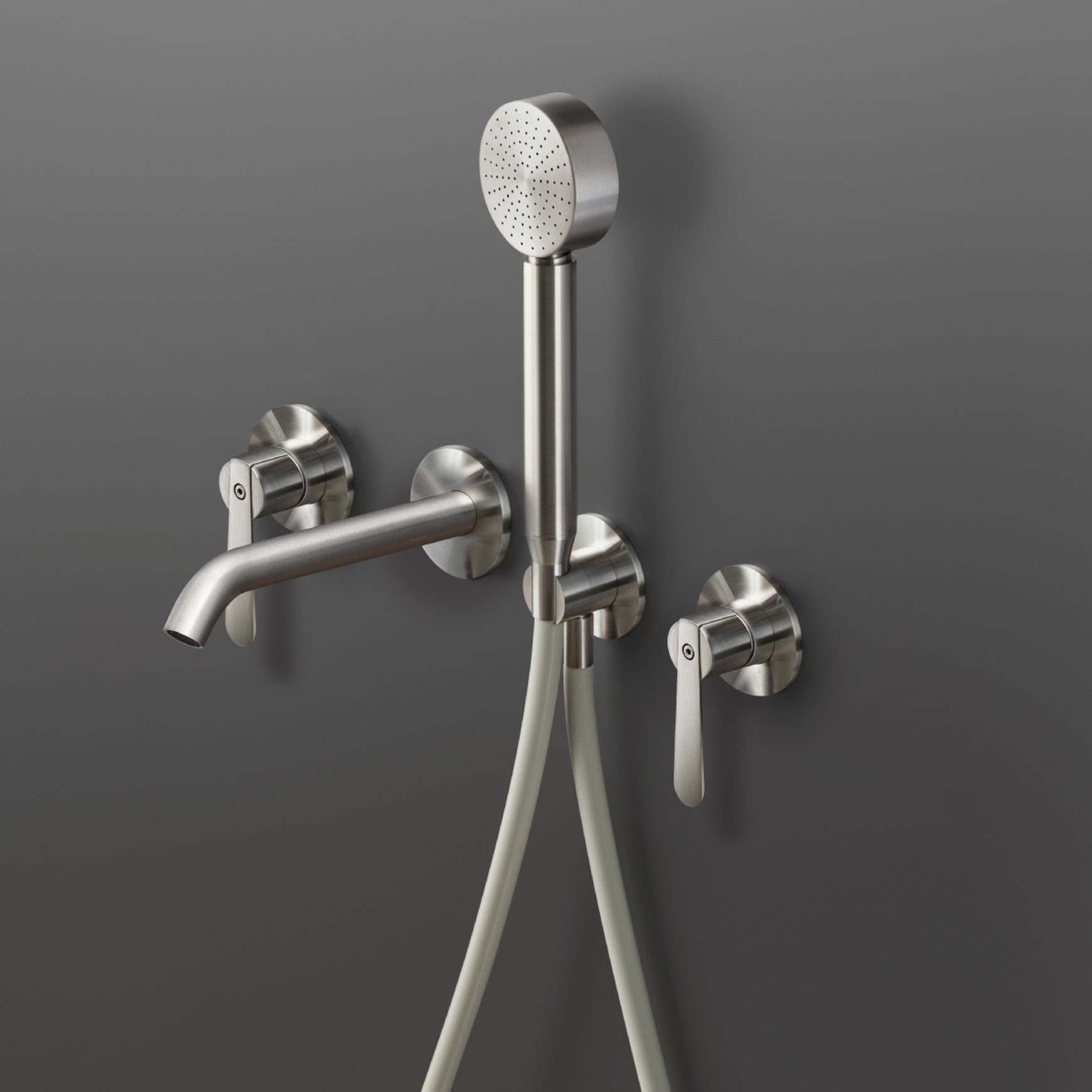 LUTEZIA PLUS Wall Mounted Bathtub Set by CEA