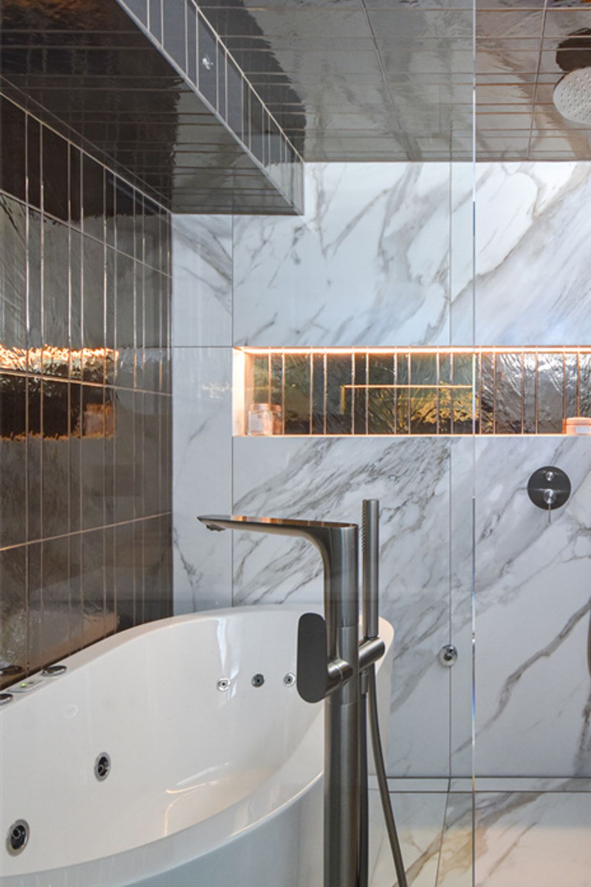 Bianca Bath Mixer & Hand Shower | Brushed Nickel