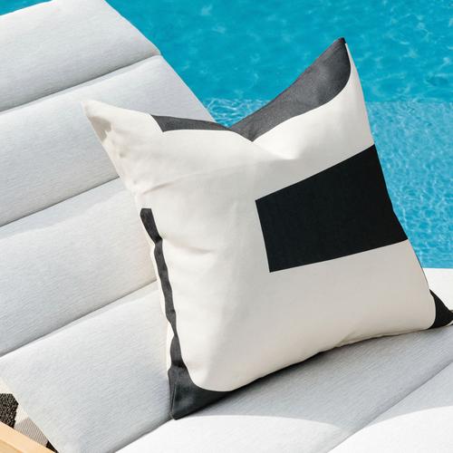 Baya Meelan In & Outdoor Cushion - Black