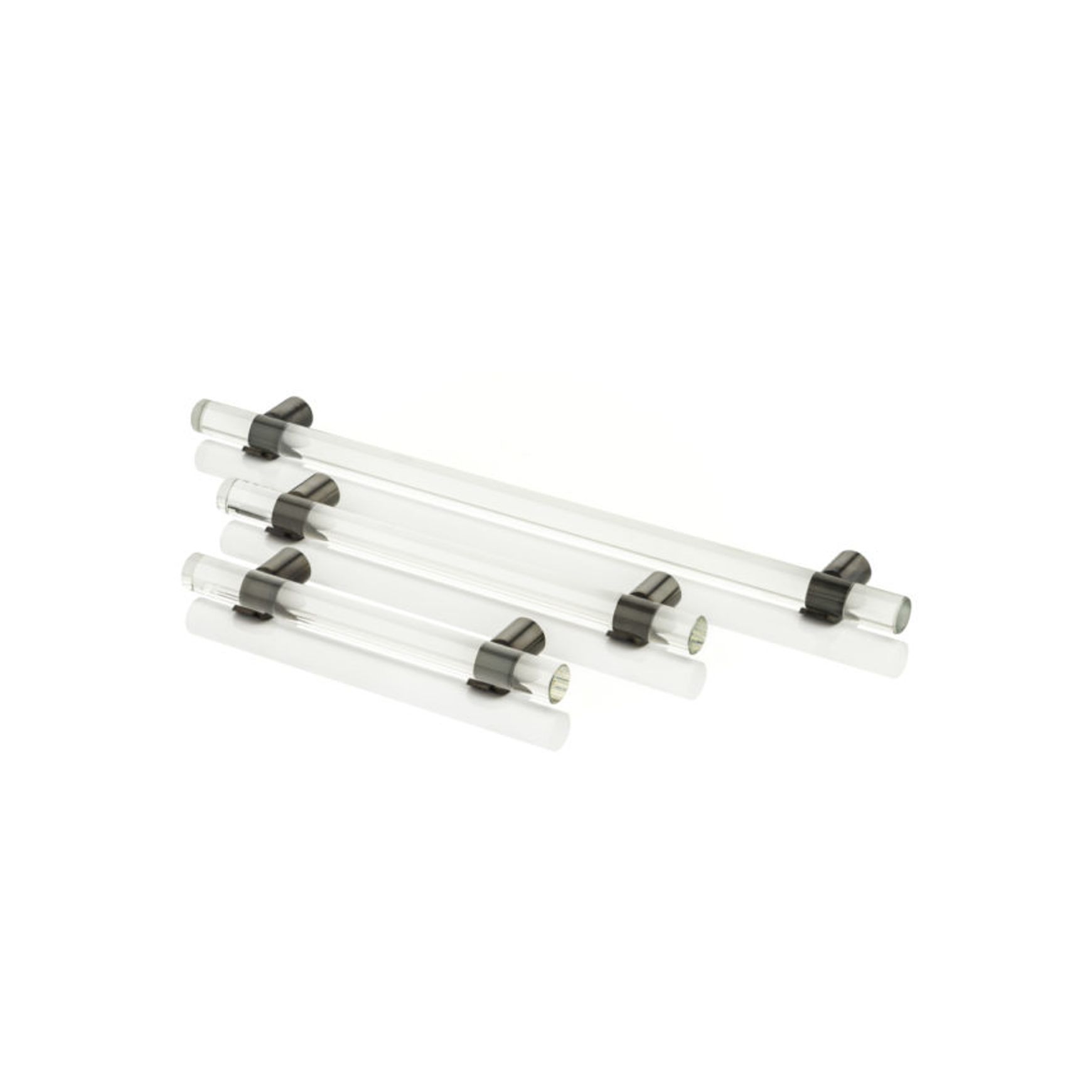 Joseph Giles - Snug Glass Cabinet Handle With Solid Brass Stems