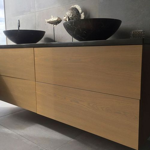 Facile Vanity by Casa Italiana