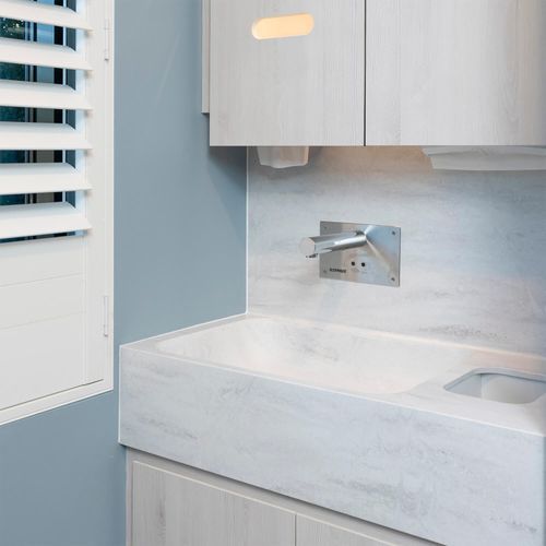 Corian® Handwash Station 336WS