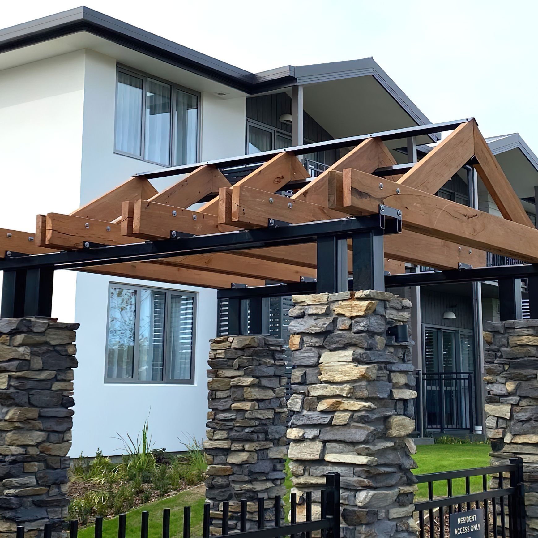 Structural Hardwood - Spotted Gum / Grey Iron Bark