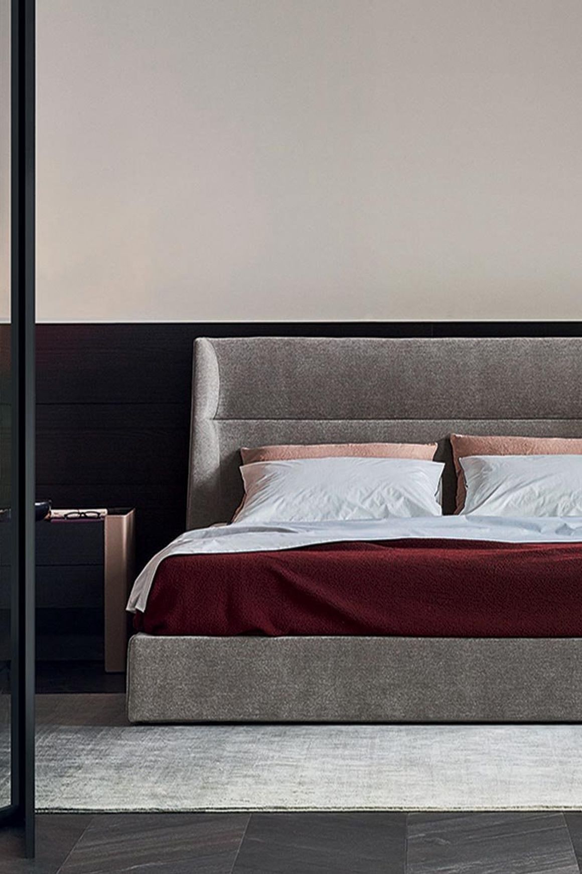Chloe Bed