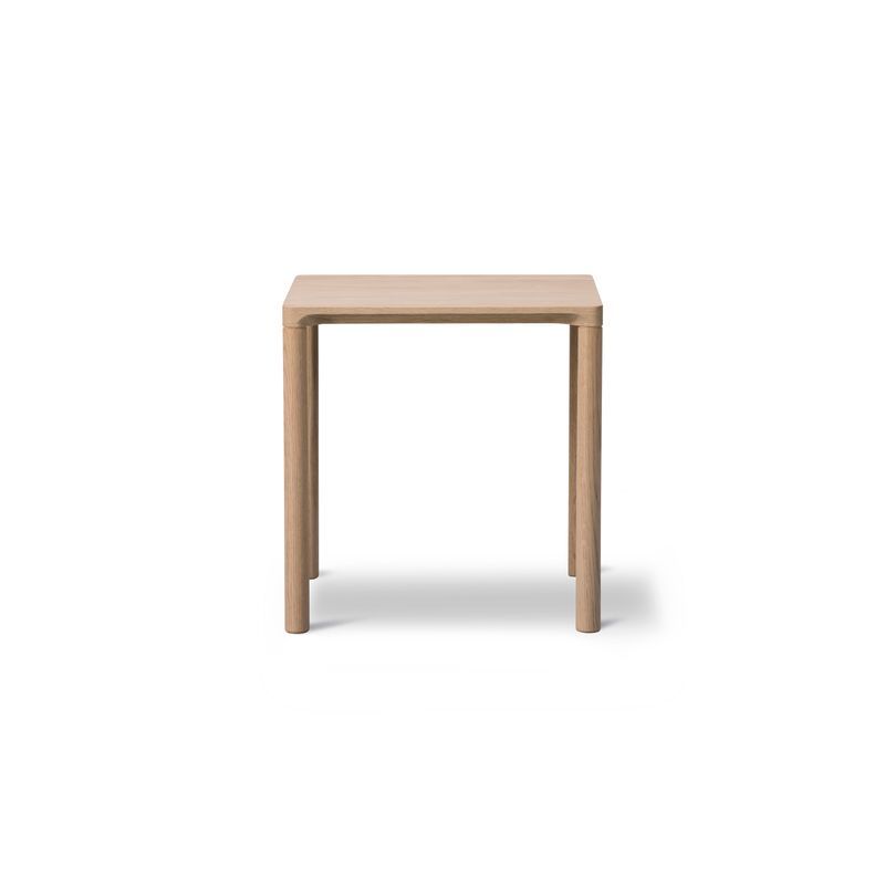 Piloti Side Table Model 6700 by Fredericia