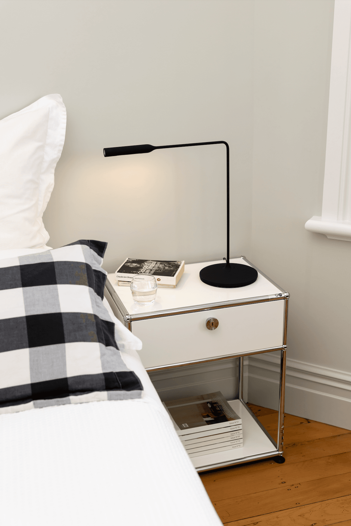 Haller Bedside