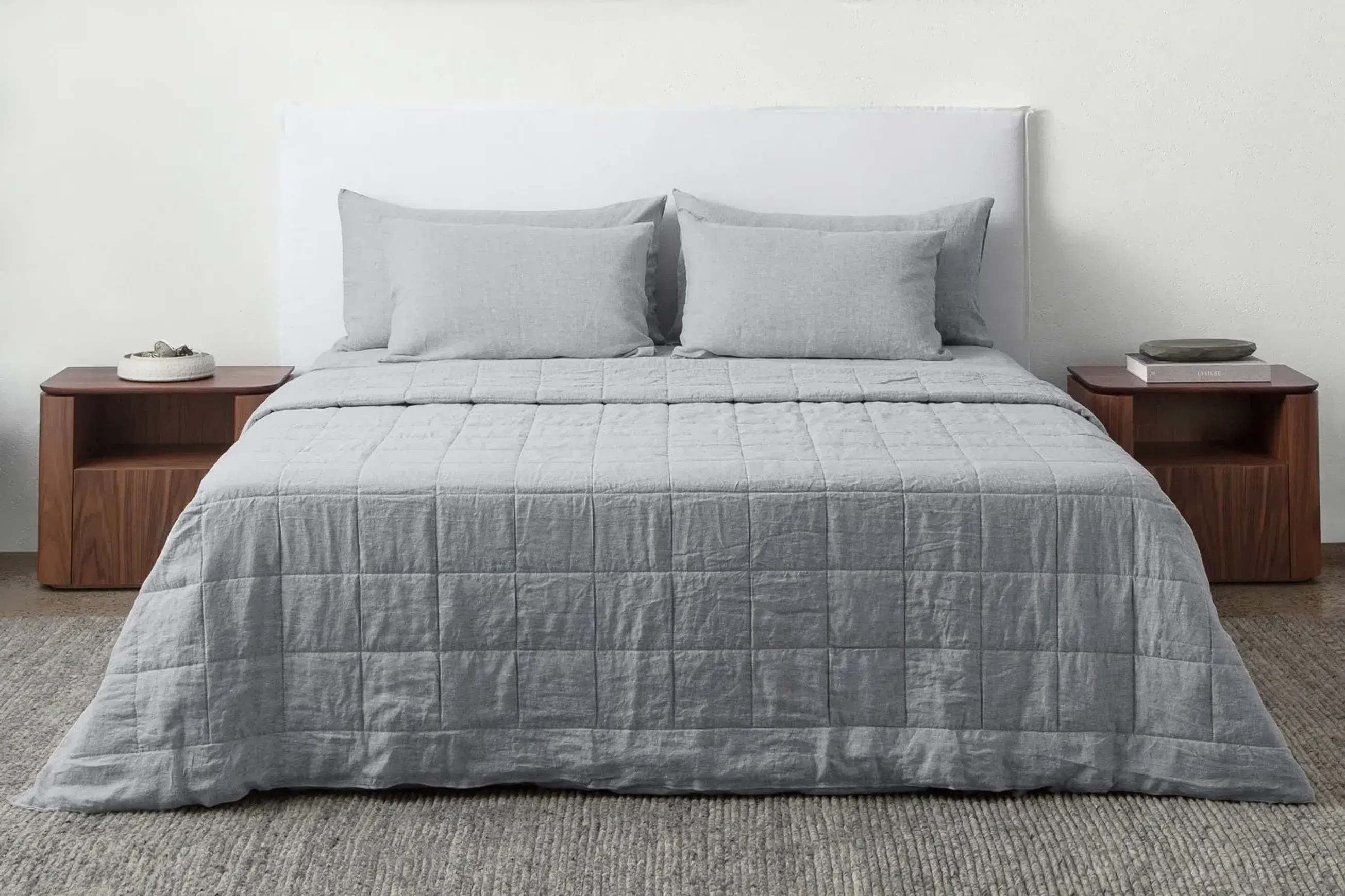 Cotton-filled Linen Quilts