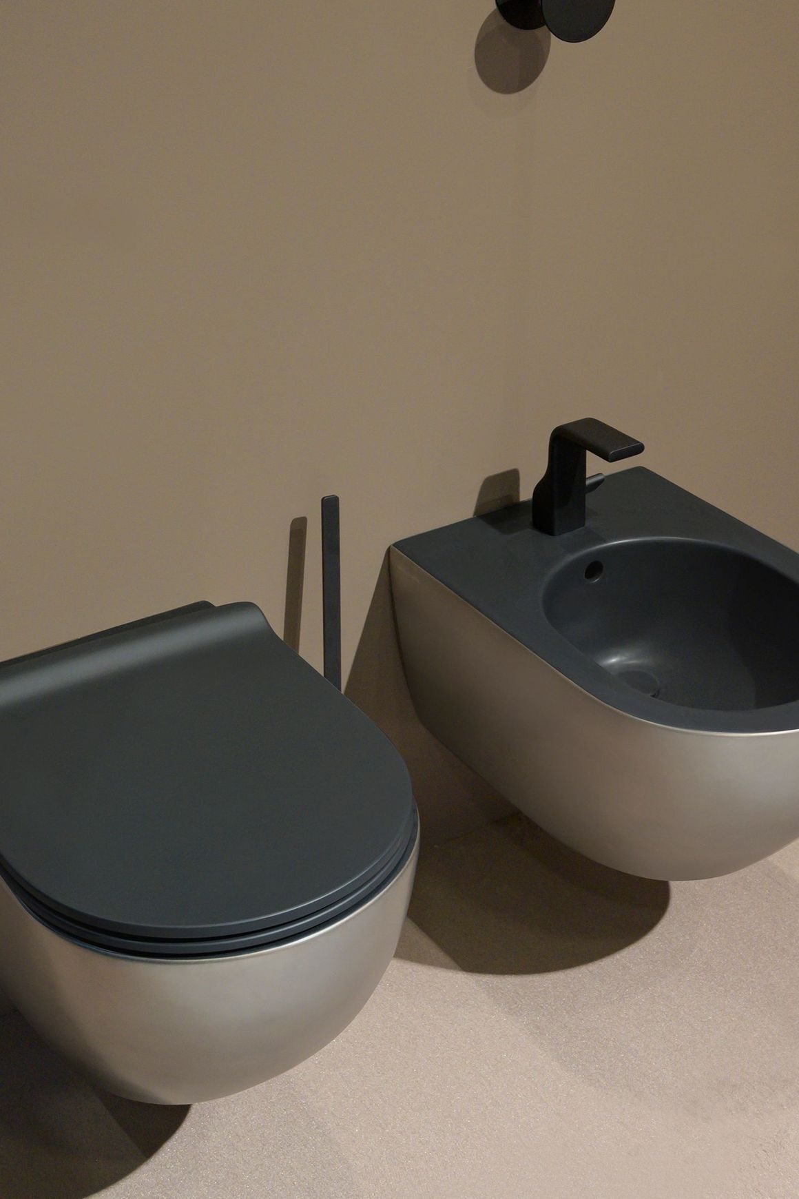 App Wall Hung Bidet