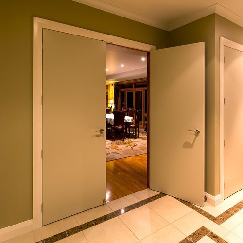 Flush Panel Interior Doors