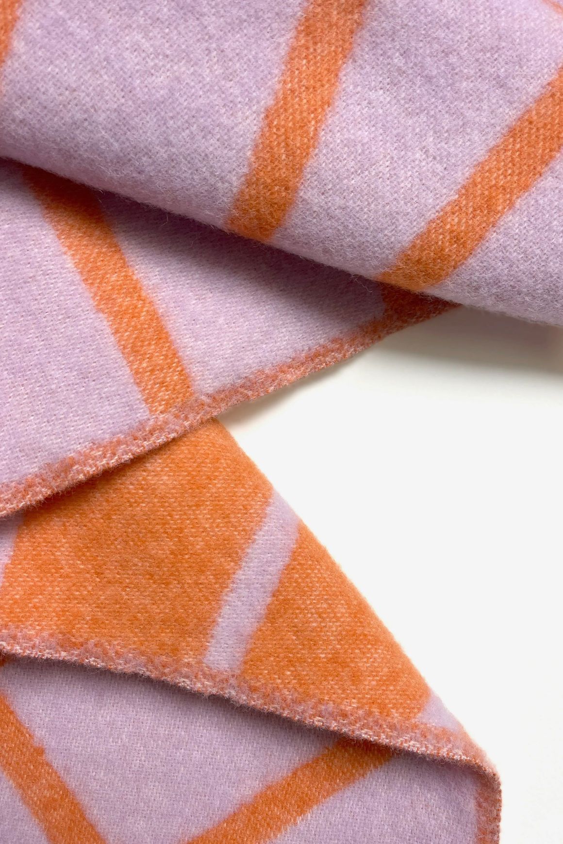 Maison Deux Lines Reversible NZ Wool Throw – Lilac Orange