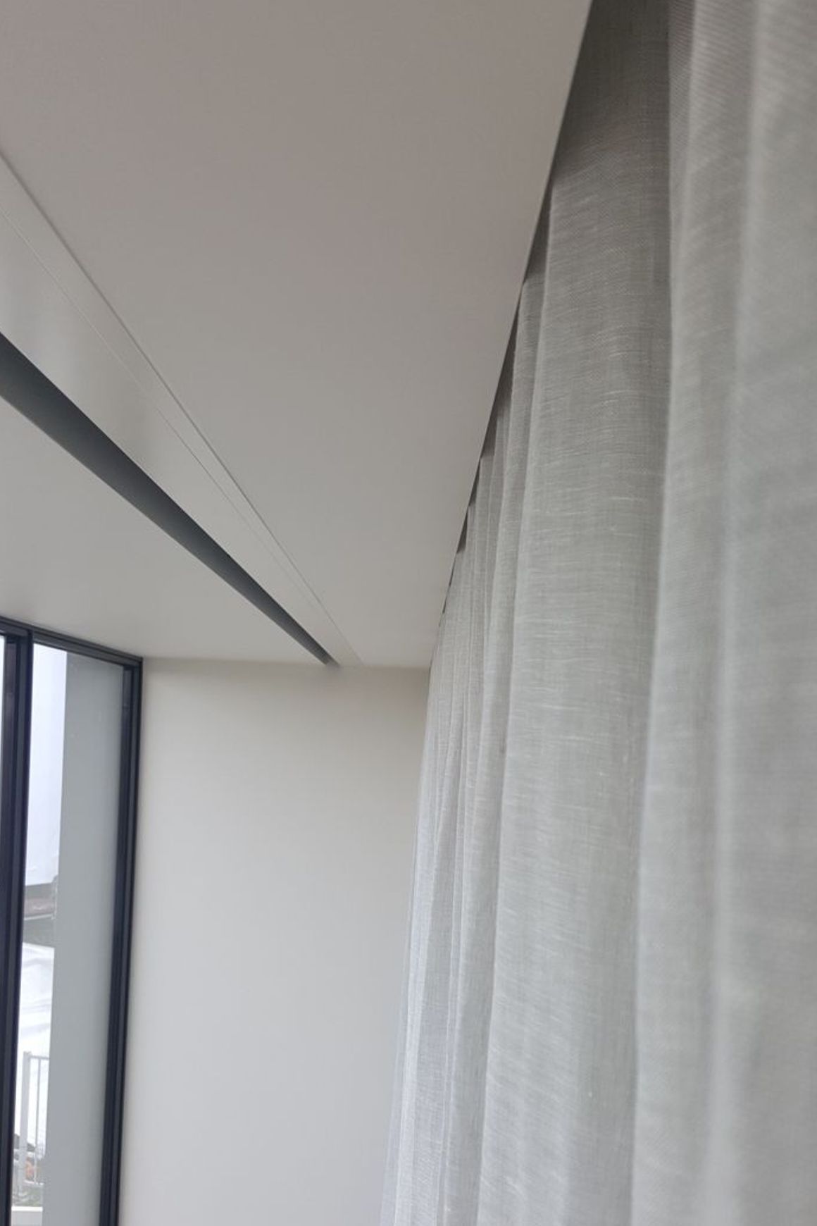 Vanda Recessed FlushBox