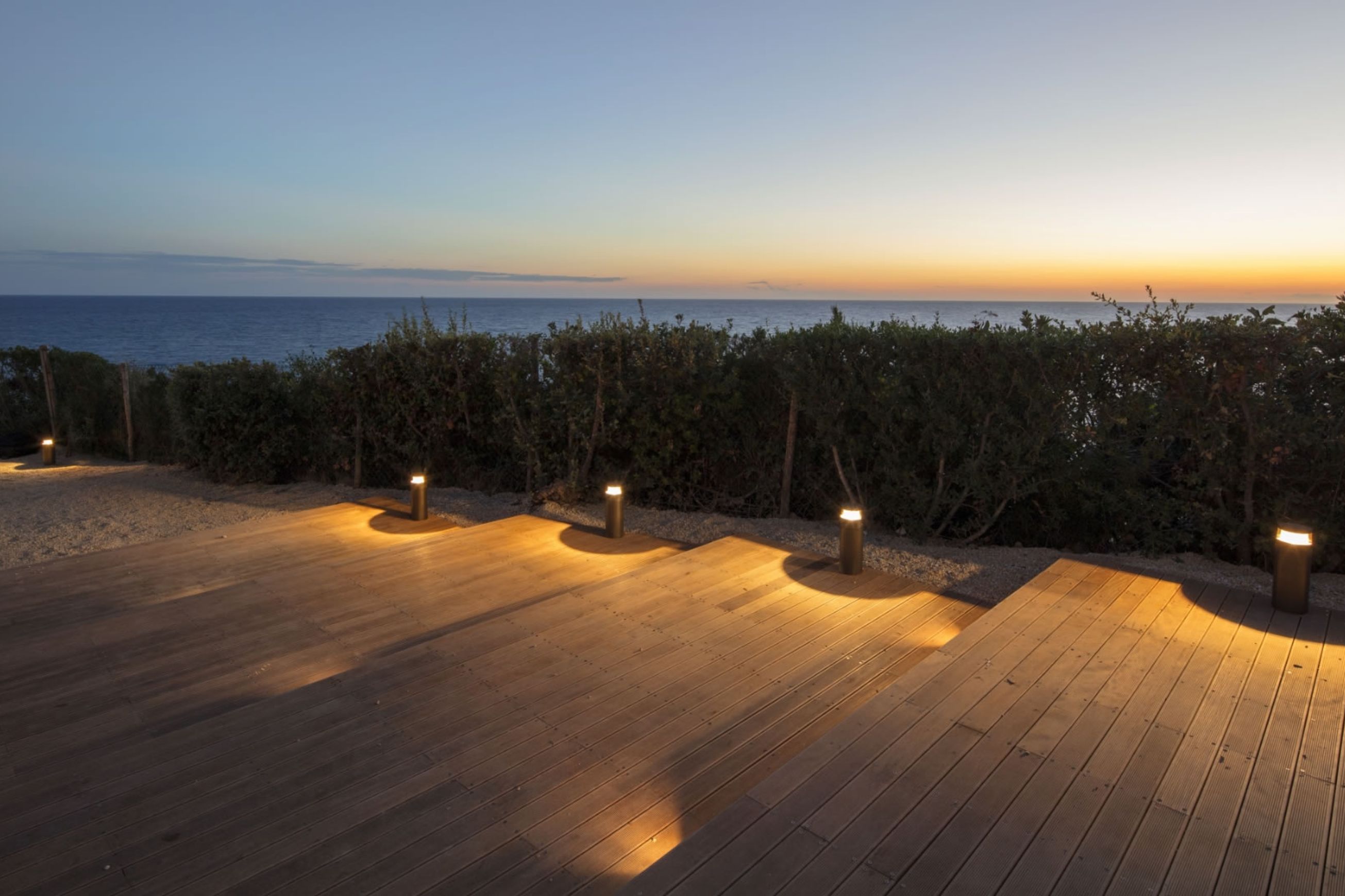 Reef Bollard Light