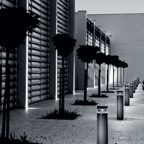 Ikonic Bollard Light