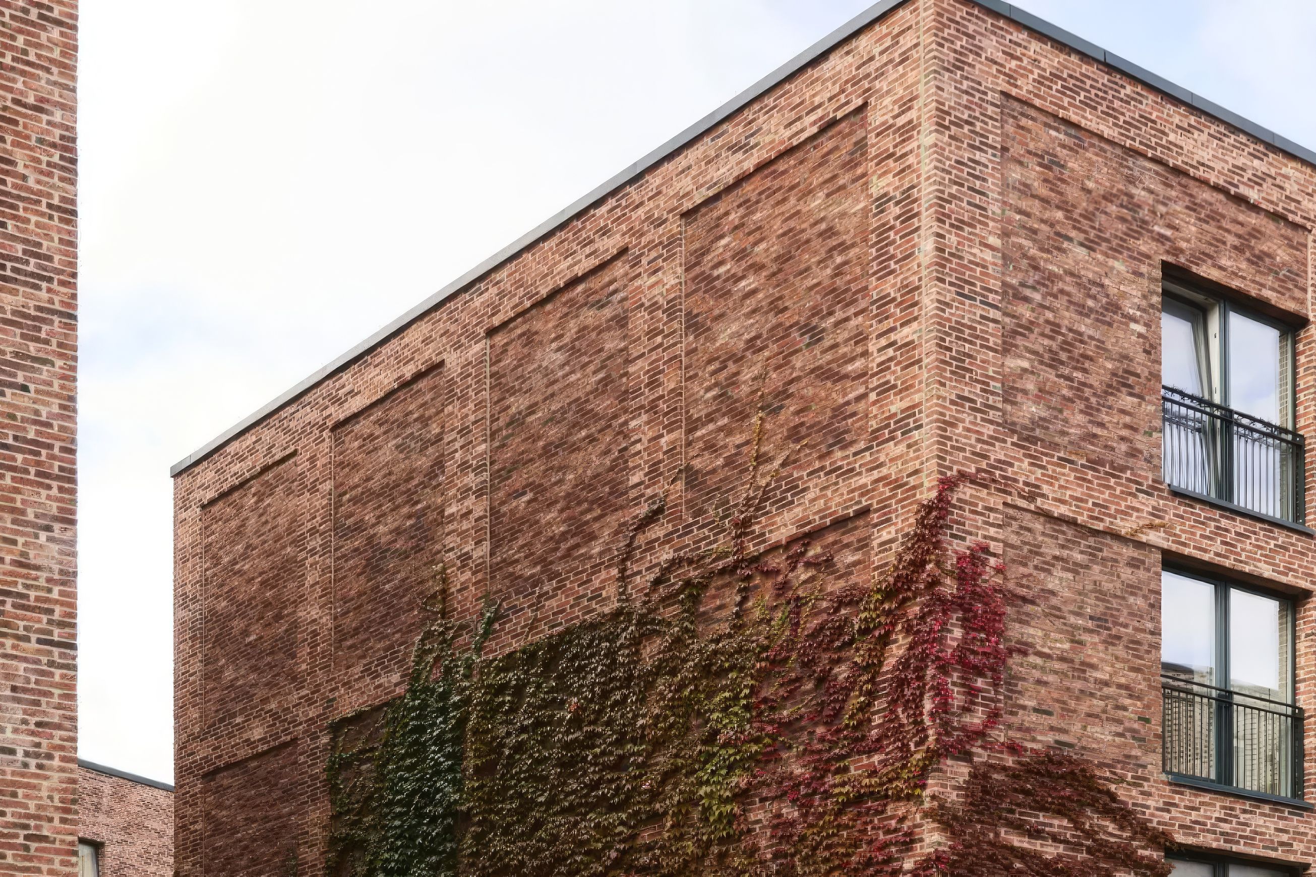 Red Shade | Bricks