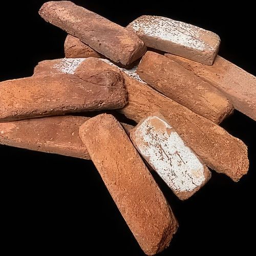 Tumbled Linear Reds Brick Tiles