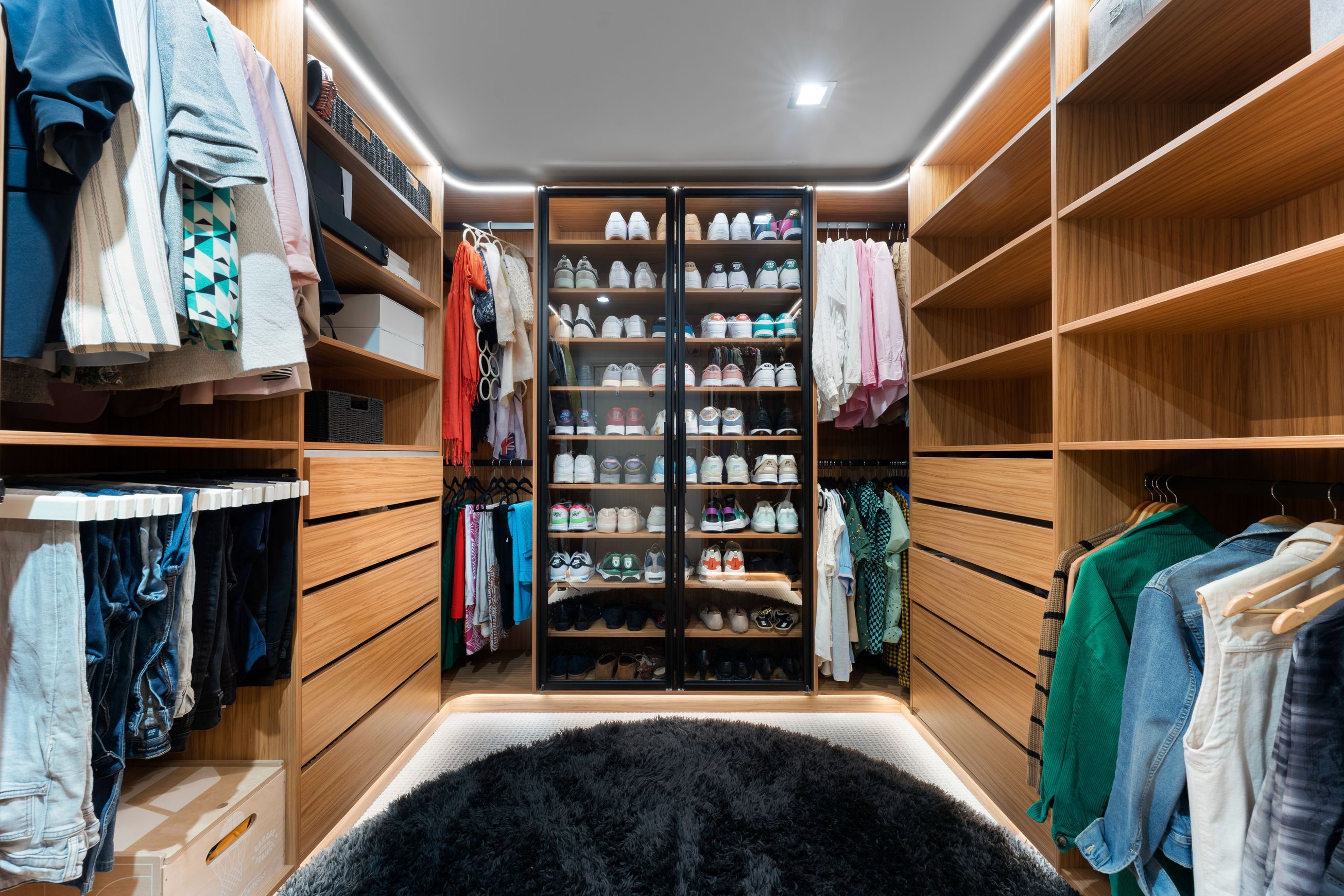 Luxe Wardrobes