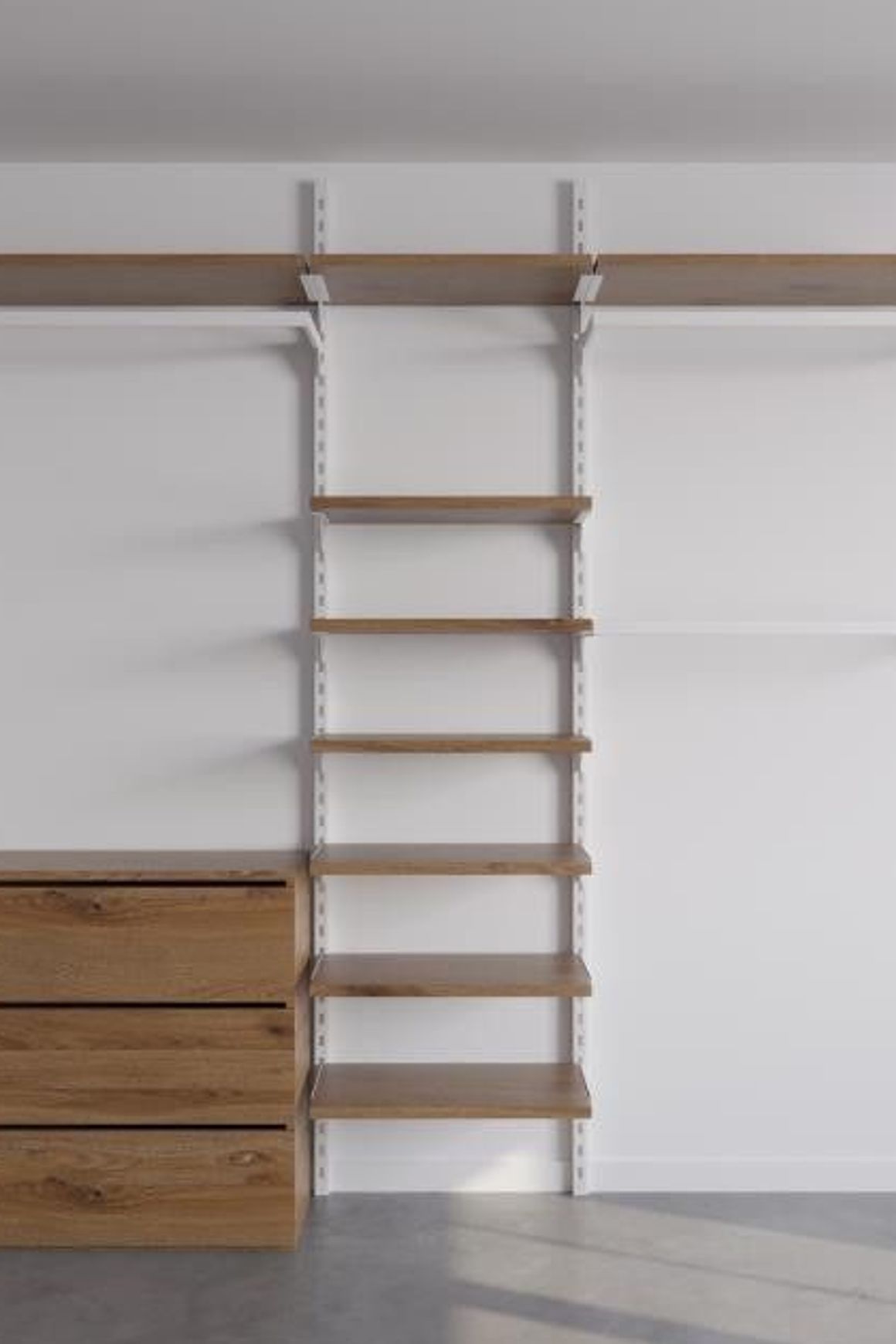 The Chunky Loafers | Wall Fixed Wardrobe