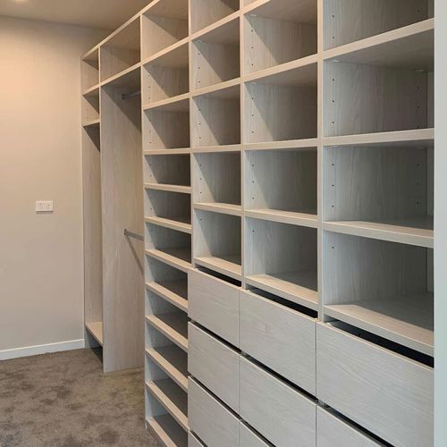 Walk-in Wardrobes