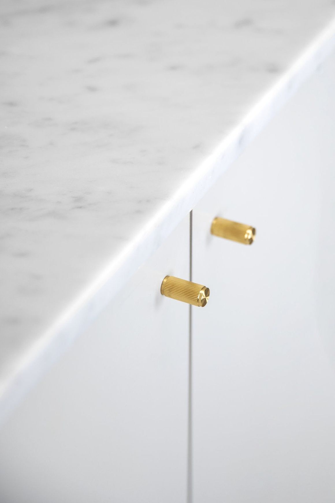 Furniture Knob Linear