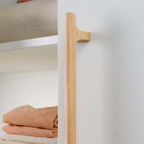 Momo Hinoki Wood Big D Handle