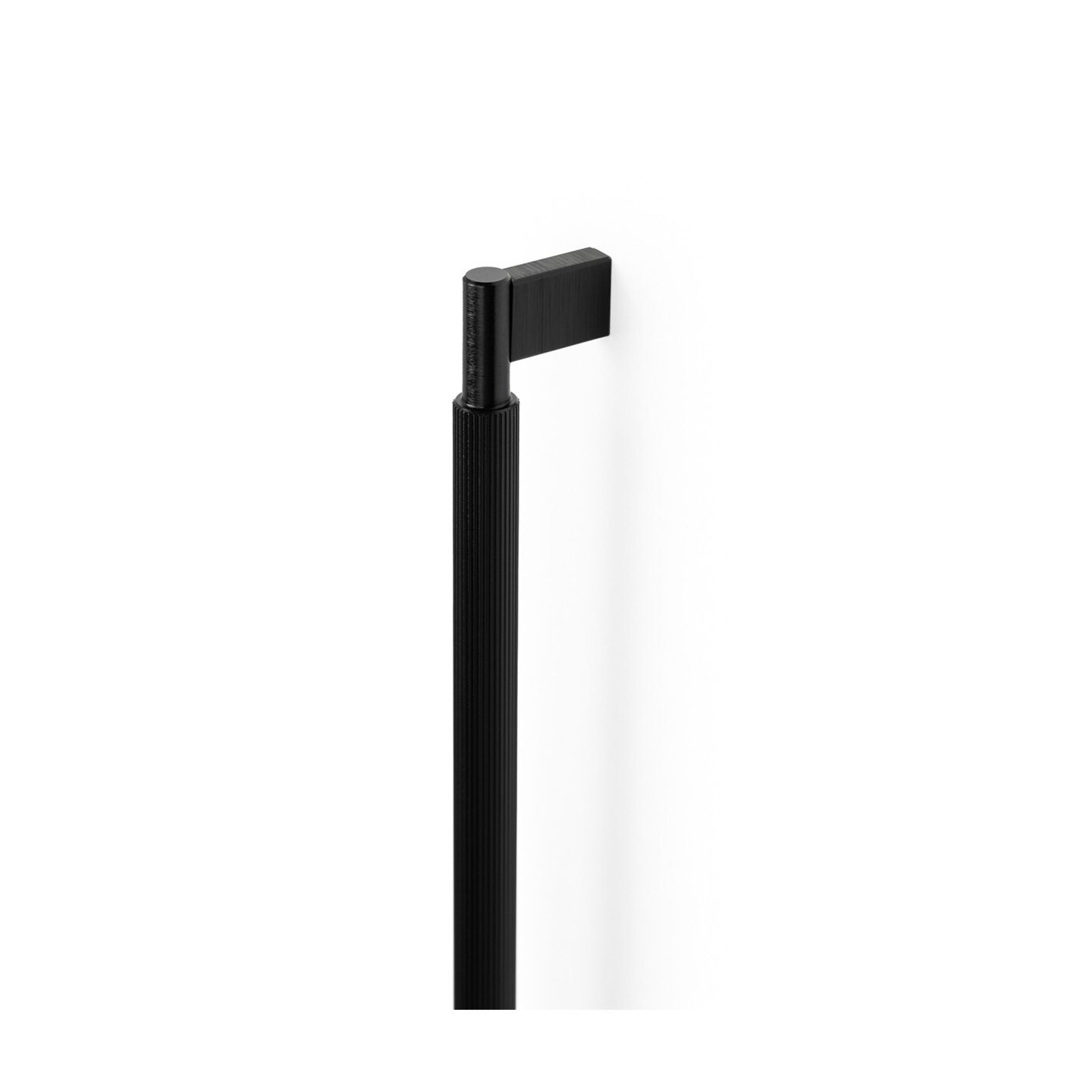 Momo Arpa D Pull Cabinet Handle