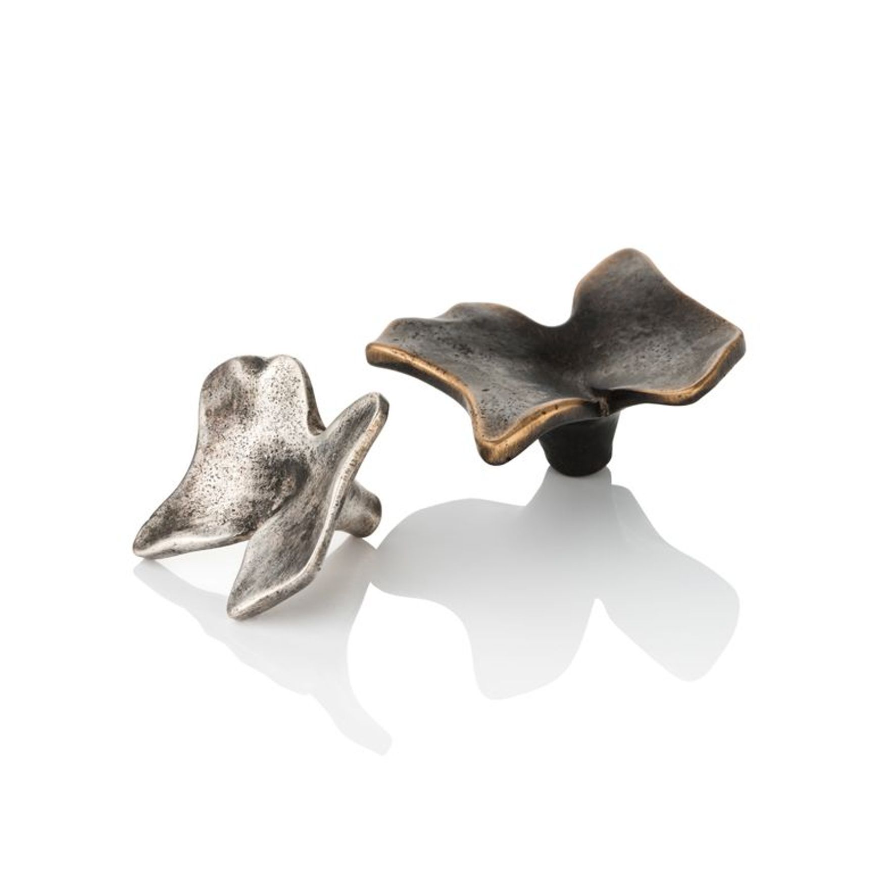 Joseph Giles - Organo Solid Bronze Cabinet Pull