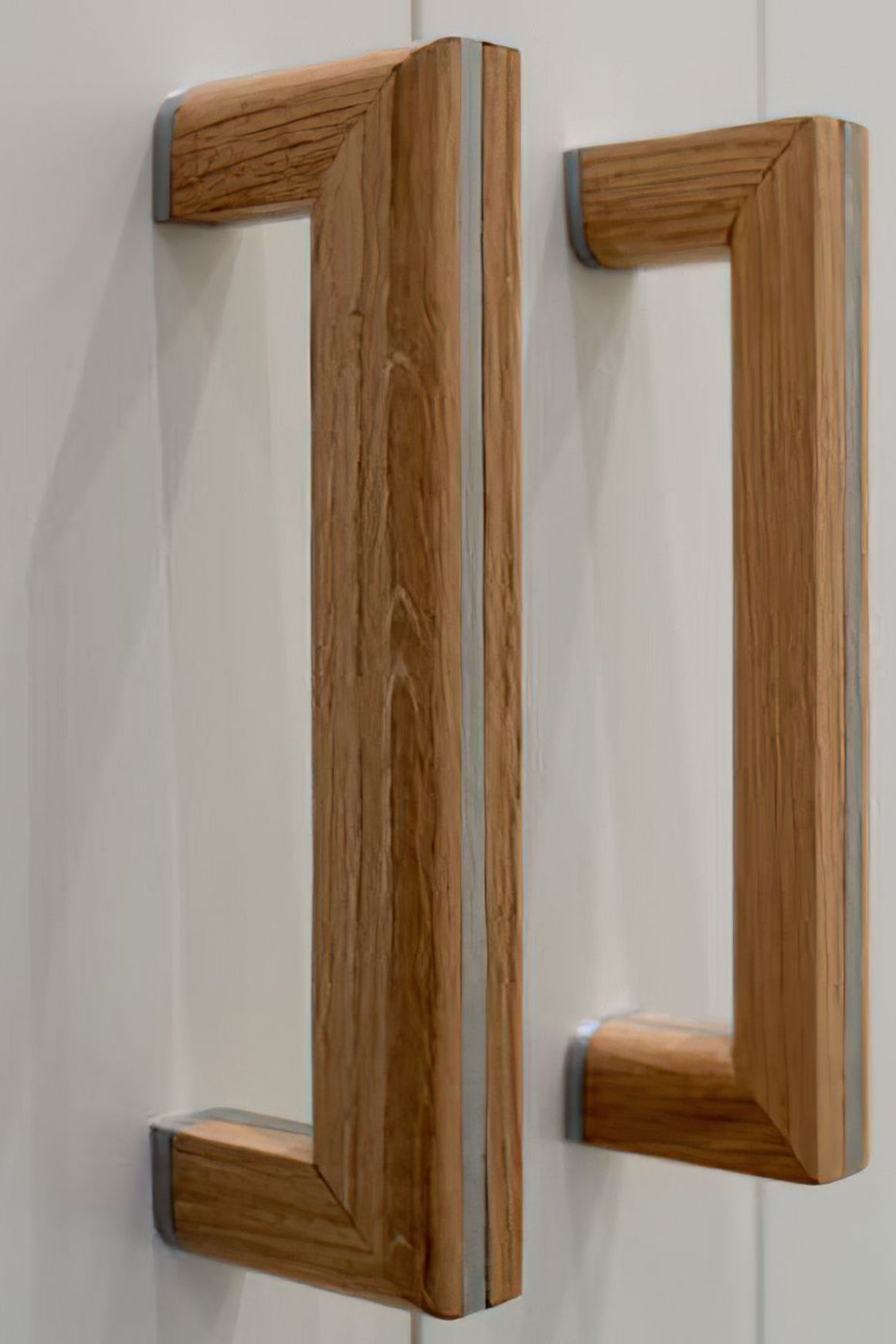 Formani - TWO - Cabinet Handle / Drawer Pull