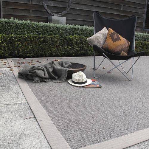Kindu Stone Carpet