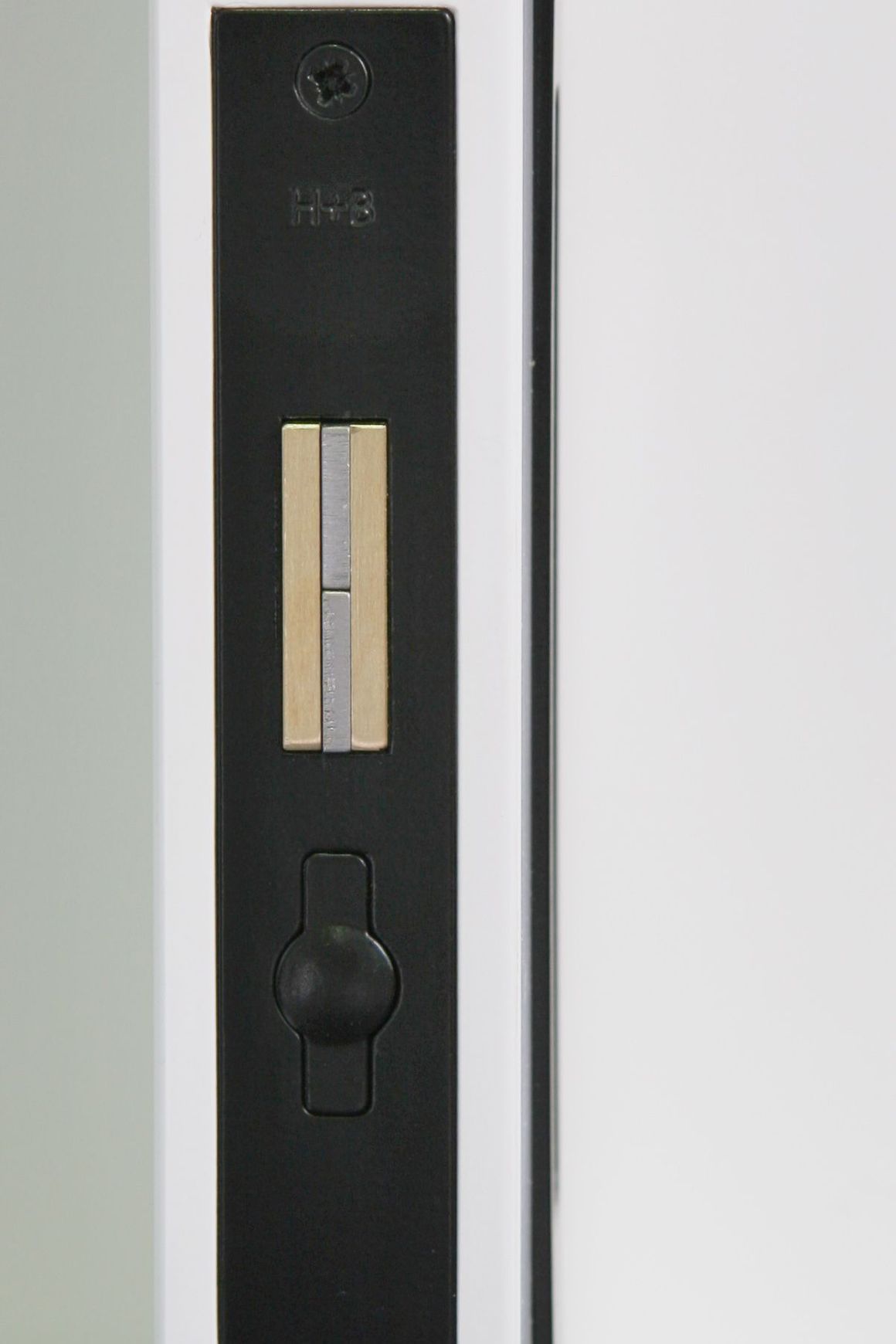 HB690 170mm Sliding Door Privacy Lock – 55mm Backset
