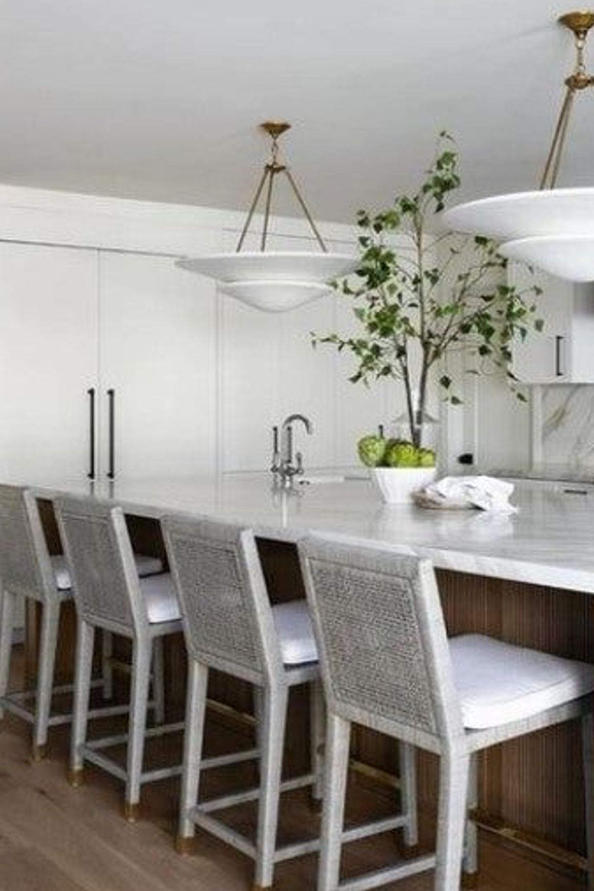 AERIN Mollino Large Tiered Chandelier