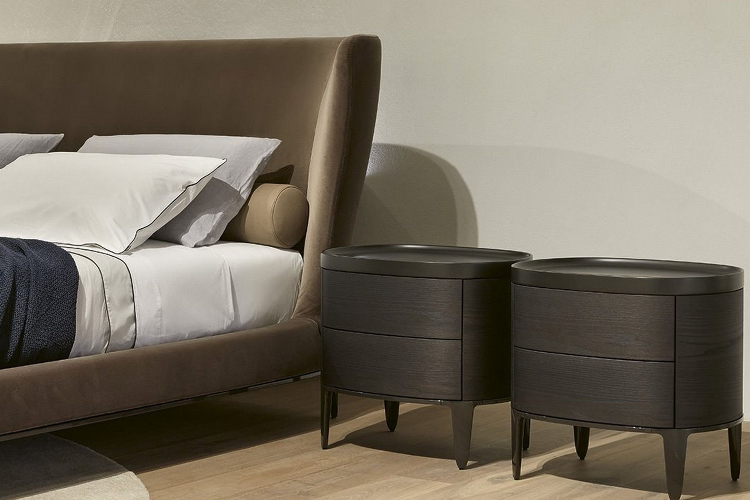 Gentleman Chest of Drawers