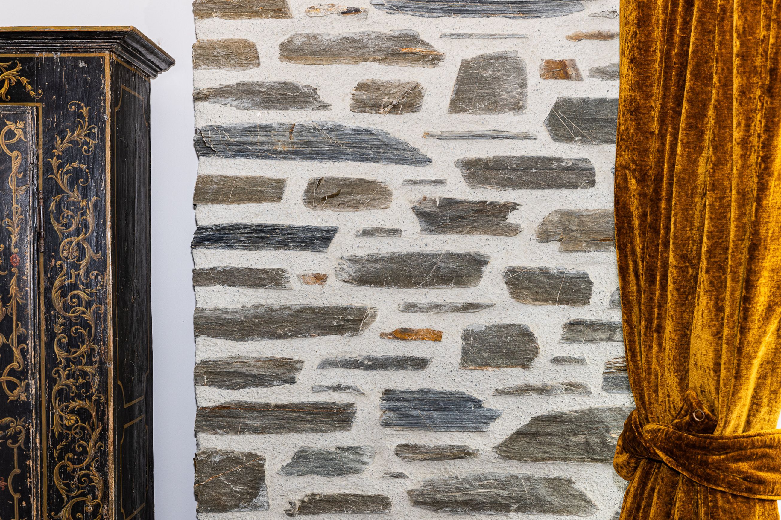 Cluden Grey Stone